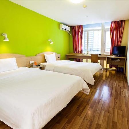 7 Days Inn Гуанчжоу Екстер'єр фото