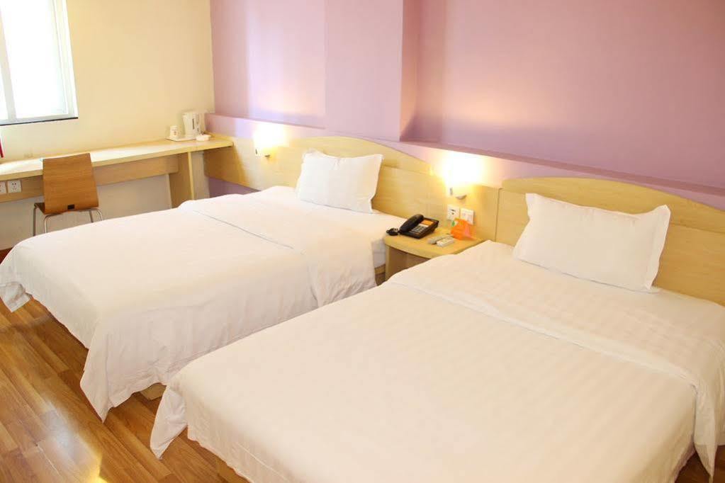 7 Days Inn Гуанчжоу Екстер'єр фото