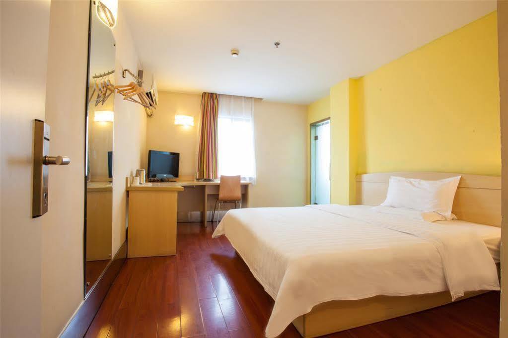 7 Days Inn Гуанчжоу Екстер'єр фото