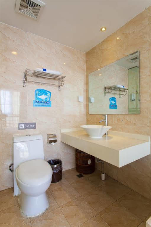 7 Days Inn Гуанчжоу Екстер'єр фото